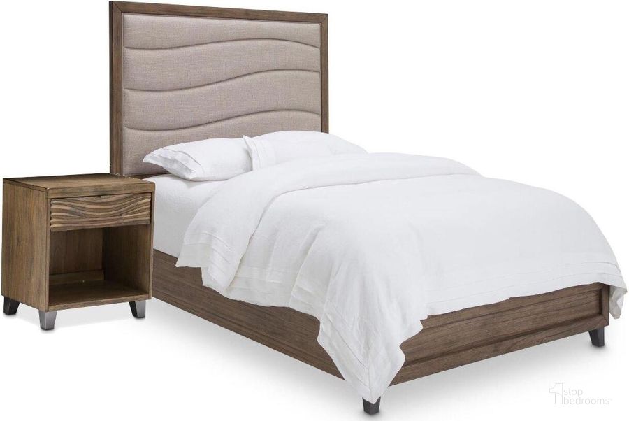 The appearance of Del Mar Sound Boardwalk Panel Bedroom Set designed by AICO in the transitional interior design. This brown and gray piece of furniture  was selected by 1StopBedrooms from Del Mar Sound Collection to add a touch of cosiness and style into your home. Sku: KI-DELM014-215;KI-DELM137-215;9000238-00;KI-DELM040-215. Bed Type: Panel Bed. Product Type: Panel Bed. Bed Size: King. Material: Wood Veneer. Image1