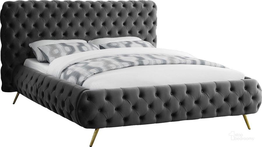 The appearance of Delano Grey Velvet King Bed DelanoGrey-K designed by Meridian in the modern / contemporary interior design. This grey velvet piece of furniture  was selected by 1StopBedrooms from Delano Collection to add a touch of cosiness and style into your home. Sku: DelanoGrey-K-1;DelanoGrey-K-2. Bed Type: Platform Bed. Product Type: Platform Bed. Bed Size: King. Material: Velvet. Image1
