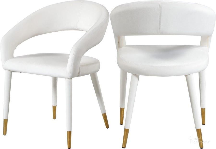 The appearance of Destiny Cream Velvet Dining Chair designed by Meridian in the modern / contemporary interior design. This cream velvet piece of furniture  was selected by 1StopBedrooms from Destiny Collection to add a touch of cosiness and style into your home. Sku: 537Cream-C. Material: Metal. Product Type: Dining Chair. Image1