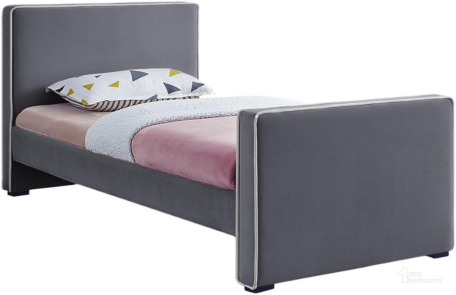 The appearance of Dillard Grey Velvet Twin Bed designed by Meridian in the modern / contemporary interior design. This grey velvet piece of furniture  was selected by 1StopBedrooms from Dillard Collection to add a touch of cosiness and style into your home. Sku: DillardGrey-T-1;DillardGrey-T-2. Bed Type: Platform Bed. Material: Wood. Product Type: Platform Bed. Bed Size: Twin. Image1