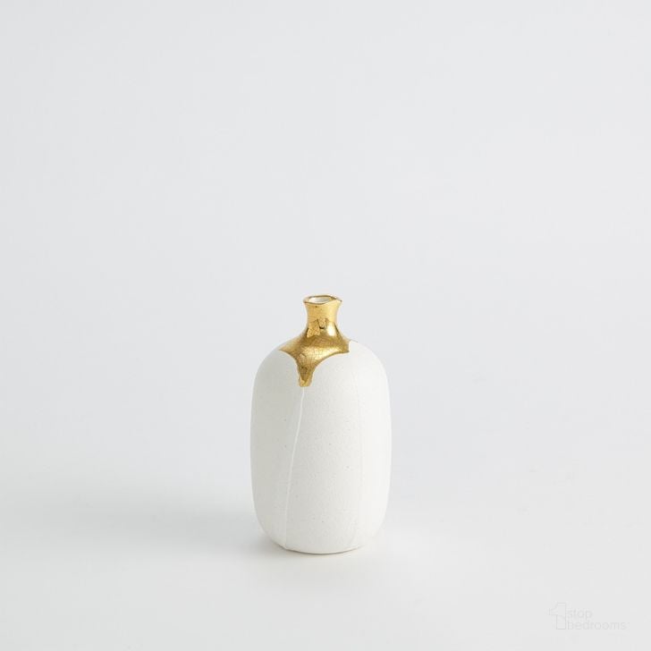 The appearance of Dipped Golden Crackle And White Cylinder Small Vase designed by Global Views in the modern / contemporary interior design. This gold piece of furniture  was selected by 1StopBedrooms from Dipped Collection to add a touch of cosiness and style into your home. Sku: 3.31635. Material: Ceramic. Product Type: Vase. Image1