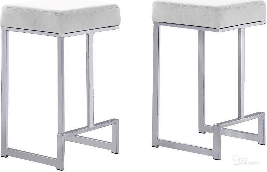 The appearance of Dorrington Velvet Backless Counter Height Stool Set of 2 In White And Silver designed by Best Master Furniture in the modern / contemporary interior design. This white/silver piece of furniture  was selected by 1StopBedrooms from Dorrington Collection to add a touch of cosiness and style into your home. Sku: JL013VW. Product Type: Barstool. Material: Velvet. Image1