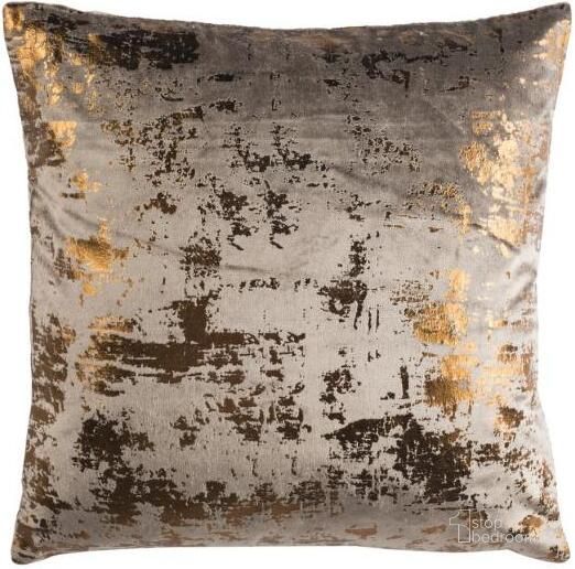 The appearance of Edmee Metallic Pillow PLS881C-2020 designed by Safavieh in the modern / contemporary interior design. This brown piece of furniture  was selected by 1StopBedrooms from Edmee Collection to add a touch of cosiness and style into your home. Sku: PLS881C-2020. Material: Cotton. Product Type: Pillows and Throw. Image1