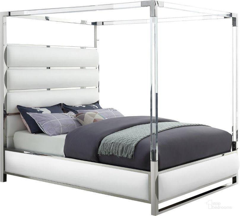 The appearance of Encore Vegan Leather King Bed In White designed by Meridian in the modern / contemporary interior design. This white piece of furniture  was selected by 1StopBedrooms from Encore Collection to add a touch of cosiness and style into your home. Sku: EncoreWhite-K-1;EncoreWhite-K-2;EncoreWhite-K-3;EncoreWhite-K-4. Material: Metal. Product Type: Bed. Bed Size: King. Image1