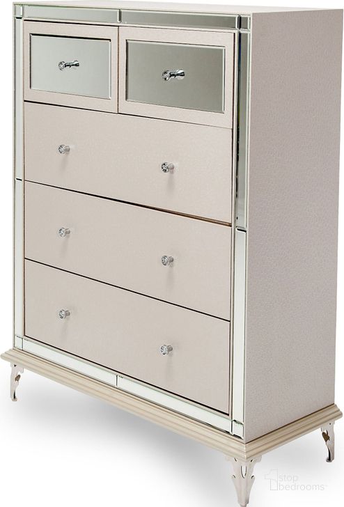 The appearance of Esmonae Off White Chest designed by Artisan Elegance in the traditional interior design. This off white piece of furniture  was selected by 1StopBedrooms from Esmonae Collection to add a touch of cosiness and style into your home. Sku: 9001670-104. Product Type: Chest.
