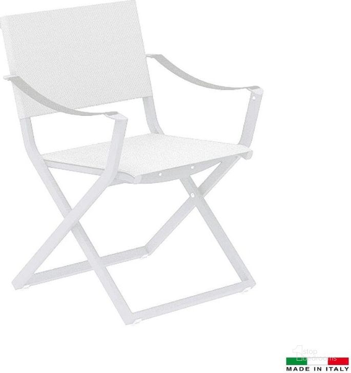 The appearance of Fellini Arm Chair In Rope White Set Of 4 designed by Bellini Modern Living in the modern / contemporary interior design. This white piece of furniture  was selected by 1StopBedrooms from Fellini Collection to add a touch of cosiness and style into your home. Sku: Fellini WHT. Product Type: Arm Chair. Material: Aluminium. Image1