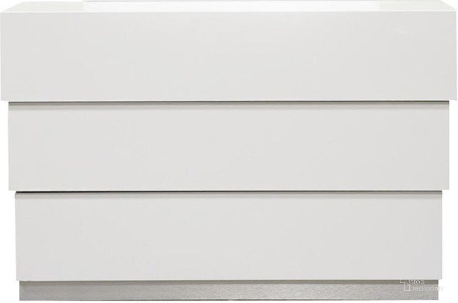 The appearance of Florence 3 Drawer Modern White Wood Dresser designed by Best Master Furniture in the modern / contemporary interior design. This white piece of furniture  was selected by 1StopBedrooms from Florence Collection to add a touch of cosiness and style into your home. Sku: FLORD. Material: Wood. Product Type: Dresser. Image1