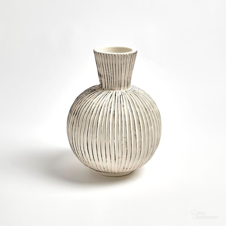The appearance of Furrow Sphere Small Vase In White designed by Global Views in the modern / contemporary interior design. This white piece of furniture  was selected by 1StopBedrooms from Furrow Collection to add a touch of cosiness and style into your home. Sku: 7.30141. Material: Ceramic. Product Type: Vase. Image1