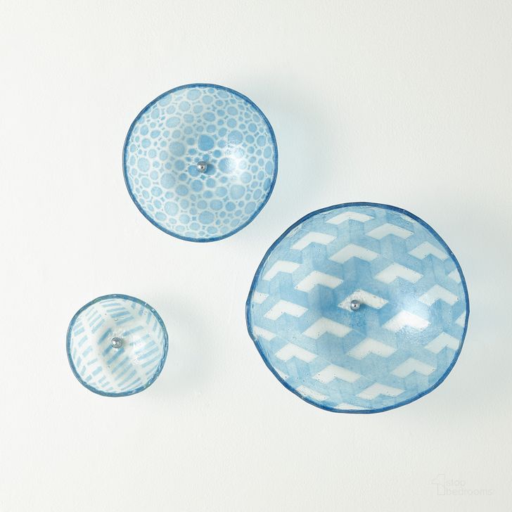 The appearance of Fused Glass Wall Bowls Set of 3 In Blue designed by Global Views in the modern / contemporary interior design. This blue piece of furniture  was selected by 1StopBedrooms from Fused Collection to add a touch of cosiness and style into your home. Sku: 1.1079. Material: Glass. Product Type: Bowl. Image1