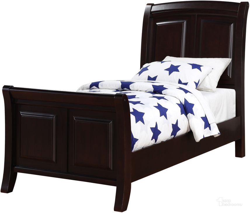 The appearance of Glory Furniture G9800 Twin Sleigh Bed in Cappuccino designed by Glory in the traditional interior design. This cappuccino piece of furniture  was selected by 1StopBedrooms from G9800 Collection to add a touch of cosiness and style into your home. Sku: G9800A-TB-Twin Bed  Headboard & Footboard;G9800A-TB-Twin Bed  Posts;G9800A-TB-Twin Bed  Rails. Bed Type: Sleigh Bed. Material: Wood. Product Type: Sleigh Bed. Bed Size: Twin. Image1
