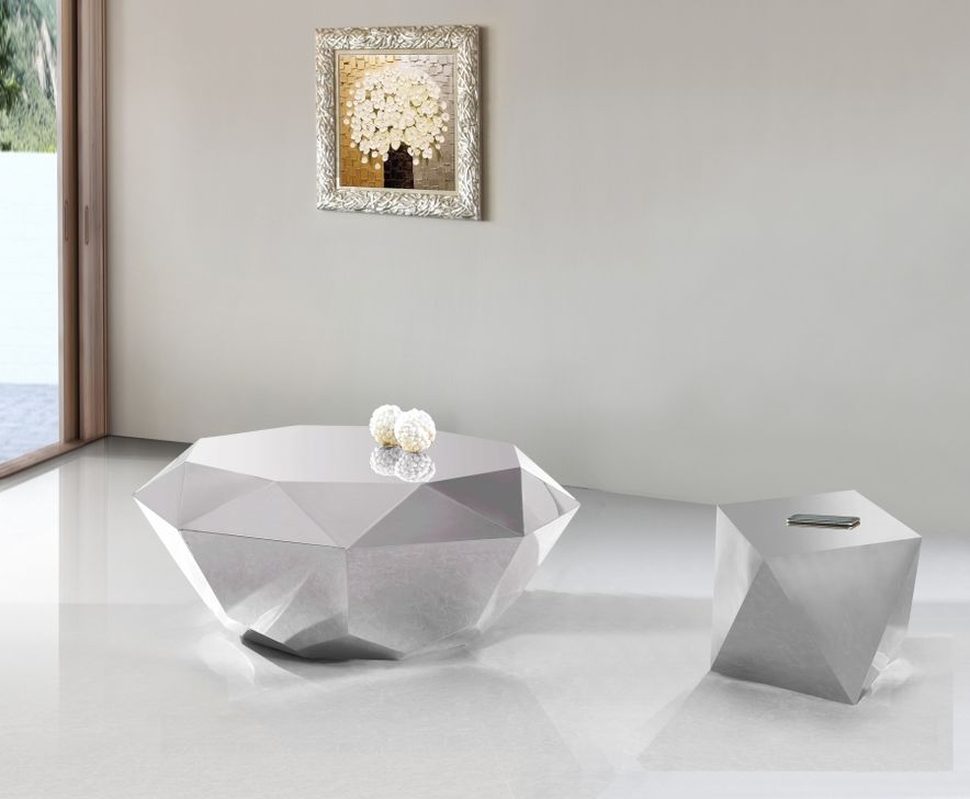 The appearance of Gemma Occasional Table Set (Silver) designed by Meridian in the modern / contemporary interior design. This silver piece of furniture  was selected by 1StopBedrooms from Gemma Collection to add a touch of cosiness and style into your home. Sku: 222Silver-C;222Silver-E. Material: Steel. Product Type: Occasional Table Set. Image1