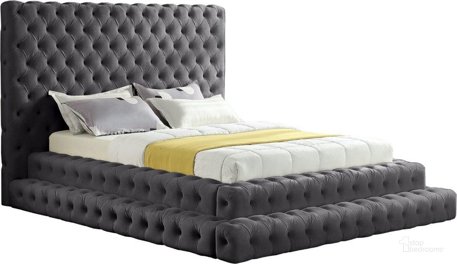 The appearance of Gracelton Grey Velvet King Bed designed by Furnique in the modern / contemporary interior design. This grey velvet piece of furniture  was selected by 1StopBedrooms from Gracelton Collection to add a touch of cosiness and style into your home. Sku: RevelGrey-K-1;RevelGrey-K-2;RevelGrey-K-3. Product Type: Bed. Bed Size: King. Material: Velvet. Image1