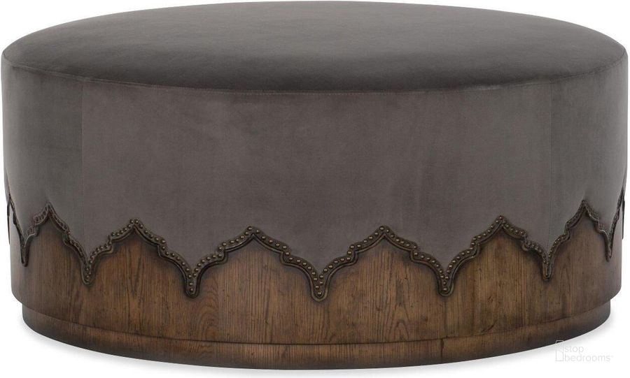 The appearance of Melange Medium Wood Cocktail Ottoman designed by Hooker in the modern / contemporary interior design. This cream piece of furniture  was selected by 1StopBedrooms from Melange Collection to add a touch of cosiness and style into your home. Sku: 638-50448-85. Material: Wood. Product Type: Ottoman.