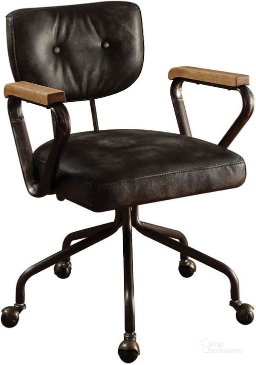 The appearance of Hallie Vintage Black Leather Executive Office Chair designed by ACME in the rustic / southwestern interior design. This brown piece of furniture  was selected by 1StopBedrooms from Hallie Collection to add a touch of cosiness and style into your home. Sku: 92411. Material: Leather. Product Type: Office Chair. Image1
