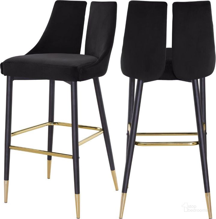 The appearance of Hansford Black Velvet Counter Height Chair Dining Chair Set of 2 designed by Furnique in the modern / contemporary interior design. This black velvet piece of furniture  was selected by 1StopBedrooms from Hansford Collection to add a touch of cosiness and style into your home. Sku: 960Black-C. Product Type: Barstool. Material: Velvet. Image1