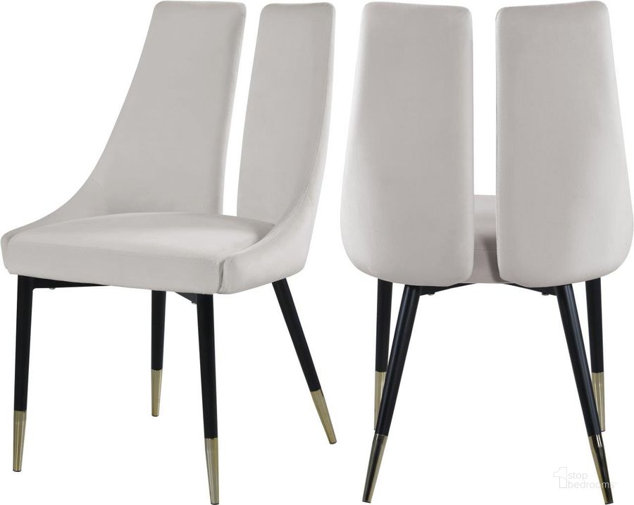 The appearance of Hansford Cream Velvet Dining Chair Set of 2 designed by Furnique in the modern / contemporary interior design. This cream velvet piece of furniture  was selected by 1StopBedrooms from Hansford Collection to add a touch of cosiness and style into your home. Sku: 944Cream-C. Product Type: Dining Chair. Material: Iron. Image1