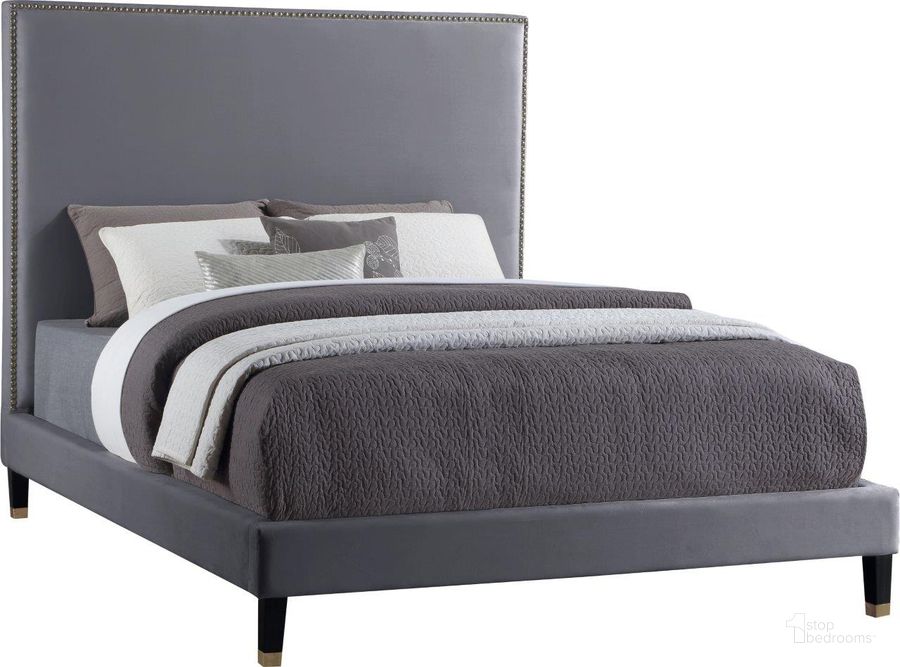The appearance of Harlie Grey Full Bed designed by Meridian in the modern / contemporary interior design. This grey velvet piece of furniture  was selected by 1StopBedrooms from Harlie Collection to add a touch of cosiness and style into your home. Sku: HarlieGrey-F-1;HarlieGrey-F-2. Bed Type: Platform Bed. Product Type: Platform Bed. Bed Size: Full. Material: Velvet. Image1