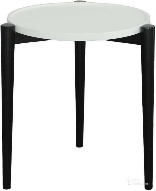 The appearance of Harlowe End Table In Black and White designed by Progressive Furniture in the transitional interior design. This black/white piece of furniture  was selected by 1StopBedrooms from Harlowe Collection to add a touch of cosiness and style into your home. Sku: T605-04. Product Type: End Table. Material: Rubberwood. Image1