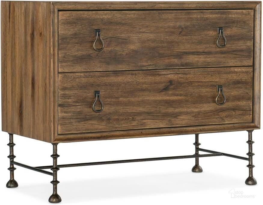 The appearance of Hooker Furniture Big Sky Bachelors Chest In Rustic Brown designed by Hooker in the transitional interior design. This charcoal piece of furniture  was selected by 1StopBedrooms from Big Sky Collection to add a touch of cosiness and style into your home. Sku: 6700-90017-85. Material: Wood. Product Type: Chest. Image1