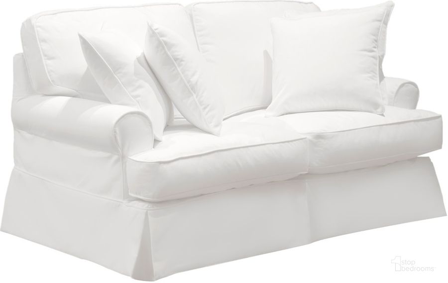 The appearance of Horizon Slipcover For T-Cushion Loveseat In White designed by Sunset Trading in the traditional interior design. This white piece of furniture  was selected by 1StopBedrooms from Horizon Collection to add a touch of cosiness and style into your home. Sku: SU-117610SC-391081. Material: Polyester. Product Type: Cover. Image1