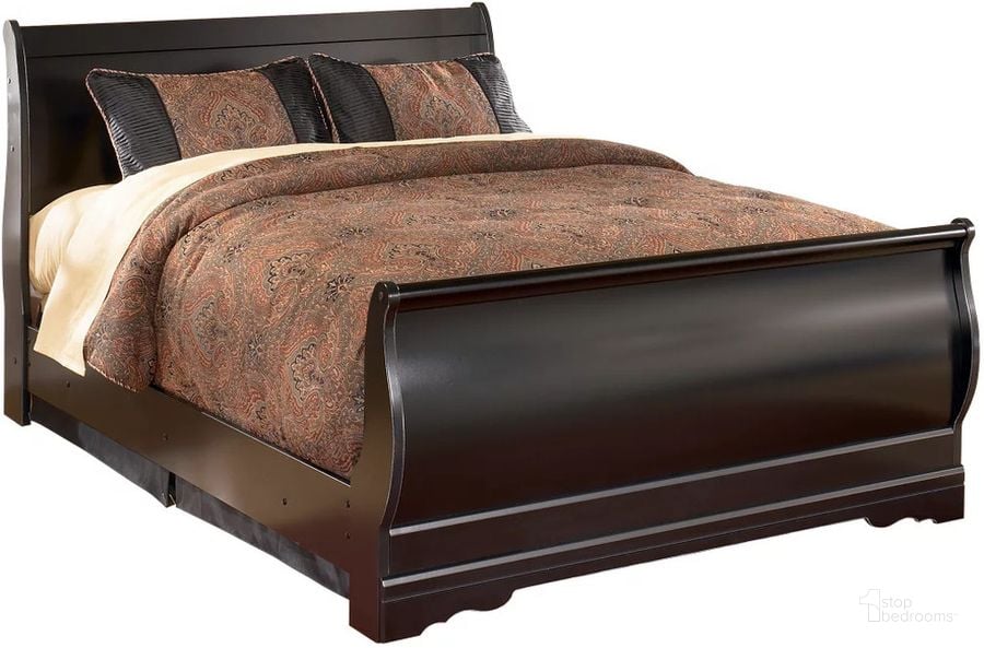 The appearance of Huey Vineyard Full Sleigh Bed designed by Signature Design by Ashley in the transitional interior design. This black piece of furniture  was selected by 1StopBedrooms from Huey Vineyard Collection to add a touch of cosiness and style into your home. Sku: B128-87;B128-84;B128-88. Bed Type: Sleigh Bed. Material: Wood. Product Type: Sleigh Bed. Bed Size: Full. Image1
