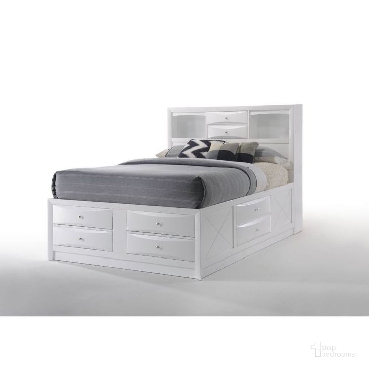 The appearance of Ireland White King Bookcase Storage Bed designed by ACME in the transitional interior design. This white piece of furniture  was selected by 1StopBedrooms from Ireland Collection to add a touch of cosiness and style into your home. Sku: 21696EK-HF;21697EK-R;21698EK-LDRW;21699EK-RDRW. Bed Type: Storage Bed. Material: Wood. Product Type: Storage Bed. Bed Size: King. Image1
