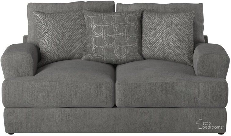 The appearance of Lamar Loveseat In Grey designed by Jackson in the traditional interior design. This grey piece of furniture  was selected by 1StopBedrooms from Lamar Collection to add a touch of cosiness and style into your home. Sku: 409802172428226728. Material: Fabric. Product Type: Loveseat. Image1