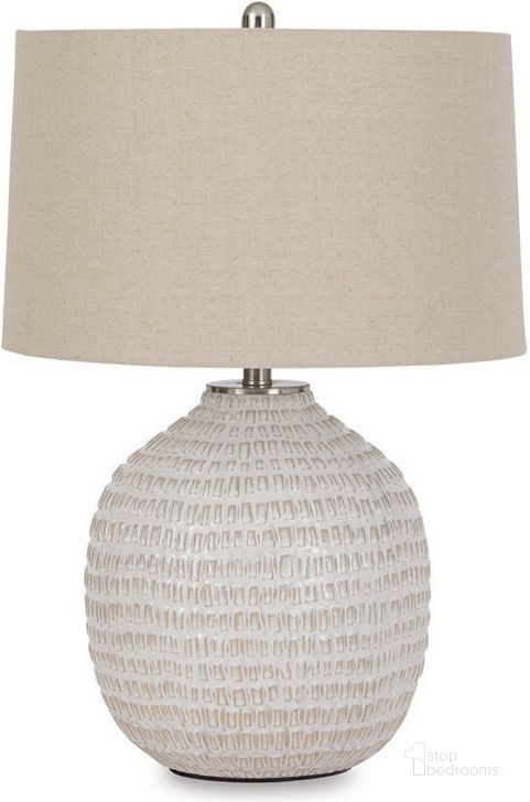 The appearance of Jamon Beige Ceramic Table Lamp designed by Signature Design by Ashley in the transitional interior design. This beige piece of furniture  was selected by 1StopBedrooms from Jamon Collection to add a touch of cosiness and style into your home. Sku: L100764. Material: Ceramic. Product Type: Table Lamp. Image1