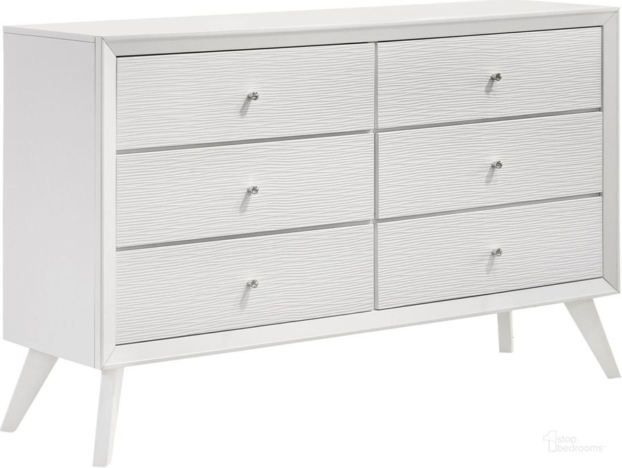 The appearance of Janelle 6-Drawer Dresser In White designed by Coaster in the modern / contemporary interior design. This white piece of furniture  was selected by 1StopBedrooms from Janelle Collection to add a touch of cosiness and style into your home. Sku: 223653. Material: Wood. Product Type: Dresser. Image1