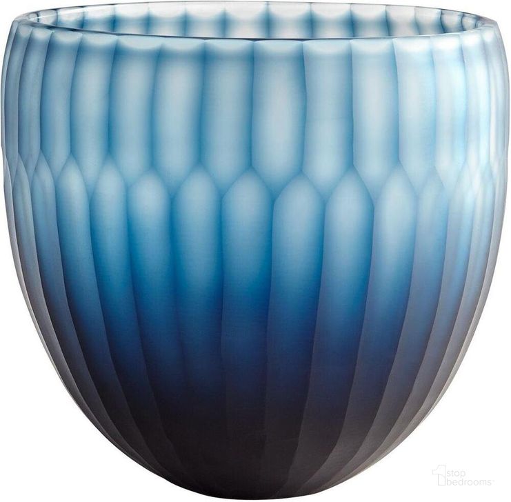 The appearance of Large Blue Tulip Bowl designed by Cyan Design in the modern / contemporary interior design. This blue piece of furniture  was selected by 1StopBedrooms from Large Collection to add a touch of cosiness and style into your home. Sku: 08633. Material: Glass. Product Type: Bowl.