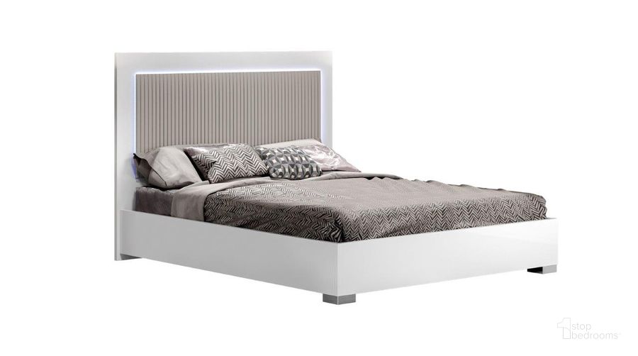 The appearance of Luxuria King Bed In White And Grey designed by J&M in the modern / contemporary interior design. This white and grey piece of furniture  was selected by 1StopBedrooms from Luxuria Collection to add a touch of cosiness and style into your home. Sku: 18122-K. Bed Type: Platform Bed. Product Type: Platform Bed. Bed Size: King. Material: MDF. Image1