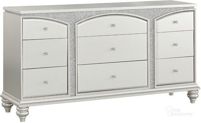 The appearance of Maverick Dresser designed by ACME in the glam interior design. This platinum piece of furniture  was selected by 1StopBedrooms from Maverick Collection to add a touch of cosiness and style into your home. Sku: 21805. Material: Wood. Product Type: Dresser. Image1