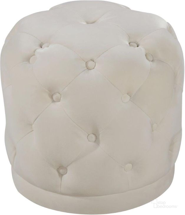 The appearance of Meridian 136CREAM Harper Series Contemporary Velvet Wood Frame Ottoman designed by Meridian in the modern / contemporary interior design. This cream velvet piece of furniture  was selected by 1StopBedrooms from Harper Collection to add a touch of cosiness and style into your home. Sku: 136Cream. Material: Wood. Product Type: Ottoman. Image1