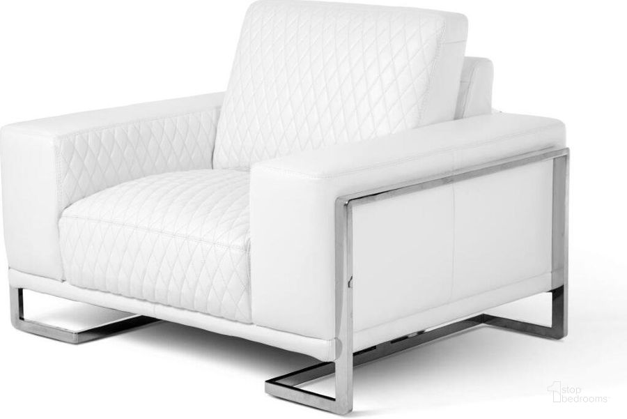 The appearance of Mia Bella Gianna Chair And A Half In White And Steel designed by AICO in the modern / contemporary interior design. This white piece of furniture  was selected by 1StopBedrooms from Mia Bella Collection to add a touch of cosiness and style into your home. Sku: MB-GIANN38-WHT-13. Material: Steel. Product Type: Chair.