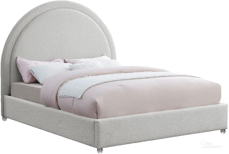 The appearance of Milo Cream Fabric King Bed designed by Meridian in the modern / contemporary interior design. This cream piece of furniture  was selected by 1StopBedrooms from Milo Collection to add a touch of cosiness and style into your home. Sku: MiloCream-K-1;MiloCream-K-2. Bed Type: Platform Bed. Material: Wood. Product Type: Platform Bed. Bed Size: King. Image1