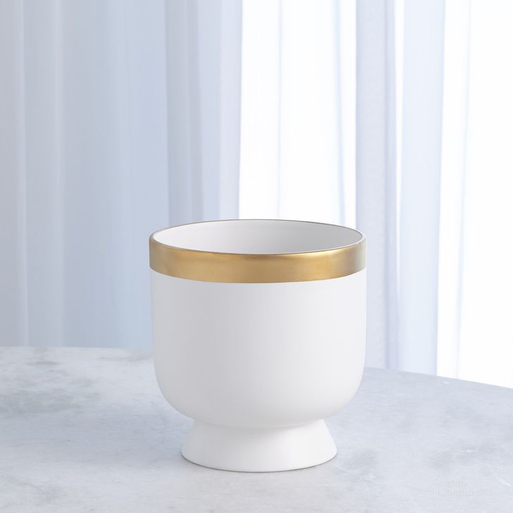 The appearance of Modern Gold Banded Small Vase In Gold designed by Global Views in the modern / contemporary interior design. This gold piece of furniture  was selected by 1StopBedrooms from Modern Collection to add a touch of cosiness and style into your home. Sku: BB-1.10072. Material: Ceramic. Product Type: Vase. Image1