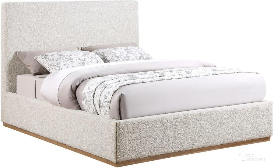 The appearance of Monaco Cream Boucle Fabric King Bed designed by Meridian in the modern / contemporary interior design. This cream piece of furniture  was selected by 1StopBedrooms from Monaco Collection to add a touch of cosiness and style into your home. Sku: MonacoCream-K-1;MonacoCream-K-2. Bed Type: Platform Bed. Product Type: Platform Bed. Bed Size: King. Material: Rubberwood. Image1