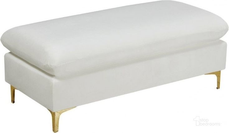 The appearance of Naomi Cream Velvet Ottoman designed by Meridian in the modern / contemporary interior design. This cream velvet piece of furniture  was selected by 1StopBedrooms from Naomi Collection to add a touch of cosiness and style into your home. Sku: 636Cream-Ott. Product Type: Ottoman. Material: Velvet. Image1