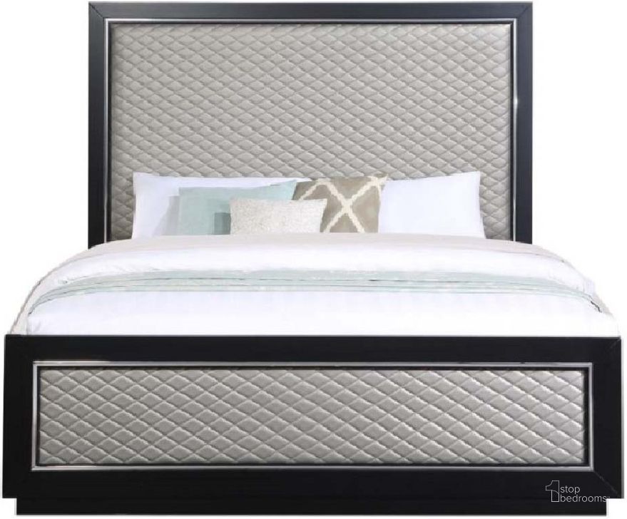 The appearance of Nicola King Bed In Silver Pu And Black designed by ACME in the modern / contemporary interior design. This black piece of furniture  was selected by 1StopBedrooms from Nicola Collection to add a touch of cosiness and style into your home. Sku: BD01426EK1;BD01426EK2;BD01426EK3. Bed Type: Panel Bed. Product Type: Panel Bed. Bed Size: King. Image1