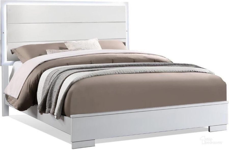 The appearance of Nivia White Queen Size Bed In White designed by US Tamex in the modern / contemporary interior design. This white piece of furniture  was selected by 1StopBedrooms from Nivia Collection to add a touch of cosiness and style into your home. Sku: E52630Q-H+F;E52630Q-R+S. Bed Type: Panel Bed. Material: Wood. Product Type: Panel Bed. Bed Size: Queen. Image1