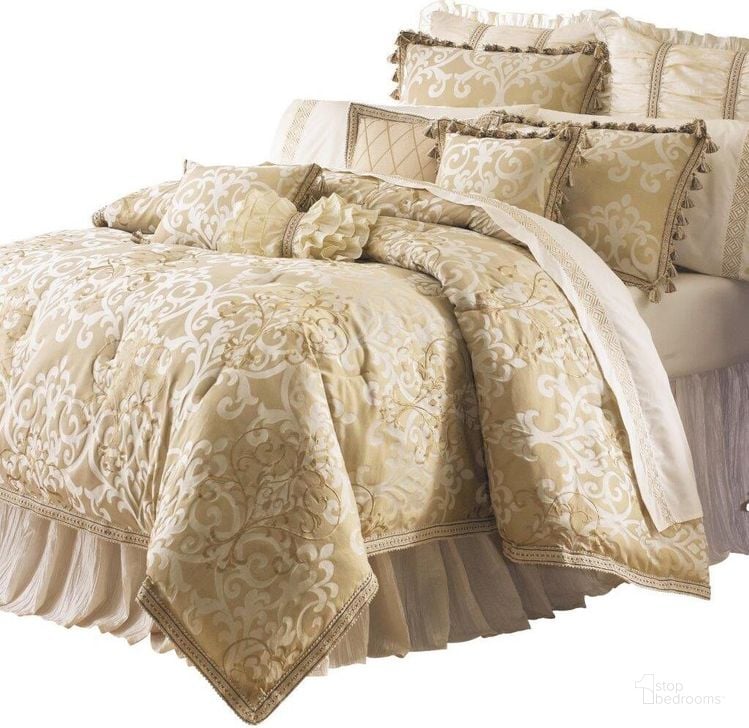 The appearance of Novella 10 Piece East King Comforter Set In Gold designed by AICO in the modern / contemporary interior design. This gold piece of furniture  was selected by 1StopBedrooms from Michael Amini Collection to add a touch of cosiness and style into your home. Sku: BKS-NOVEL-EK10-GLD. Material: Polyester. Product Type: Comforter Set. Image1