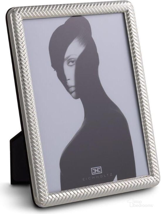 The appearance of Picture Frame Olans M Silver Finish Set Of 6 designed by Eichholtz in the modern / contemporary interior design. This silver piece of furniture  was selected by 1StopBedrooms from Olans Collection to add a touch of cosiness and style into your home. Sku: 115894. Material: Glass. Product Type: Decorative Accessory.