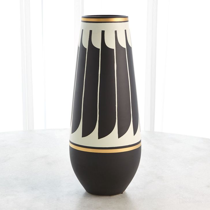 The appearance of Quill Large Vase In Black designed by Global Views in the modern / contemporary interior design. This black piece of furniture  was selected by 1StopBedrooms from Quill Collection to add a touch of cosiness and style into your home. Sku: 3.31644. Material: Ceramic. Product Type: Vase. Image1