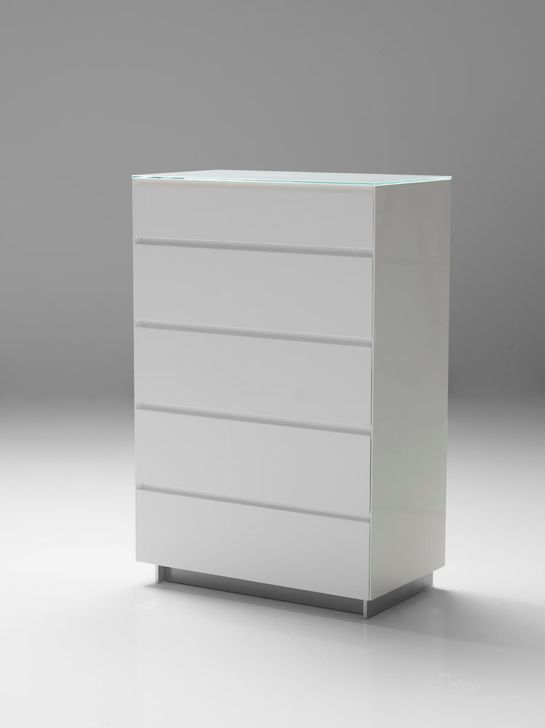 The appearance of Savvy High Gloss High White Glass Top 5-Drawer Chest designed by Mobital in the modern / contemporary interior design. This gloss white piece of furniture  was selected by 1StopBedrooms from Savvy Collection to add a touch of cosiness and style into your home. Sku: CH5-SAVV-WHIT-. Material: Glass. Product Type: Chest. Image1