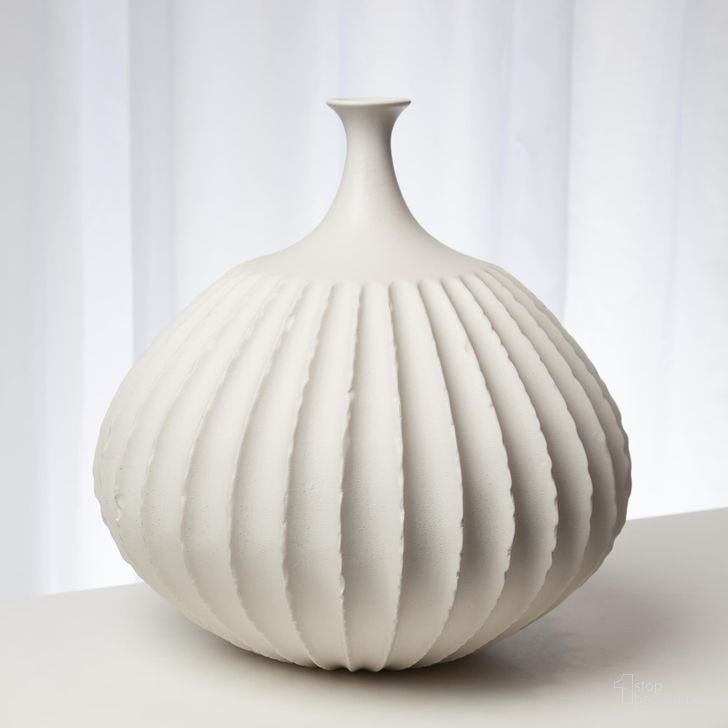 The appearance of Sawtooth Small Vase In Rustic White designed by Global Views in the modern / contemporary interior design. This white piece of furniture  was selected by 1StopBedrooms from Sawtooth Collection to add a touch of cosiness and style into your home. Sku: 7.10302. Material: Ceramic. Product Type: Vase. Image1