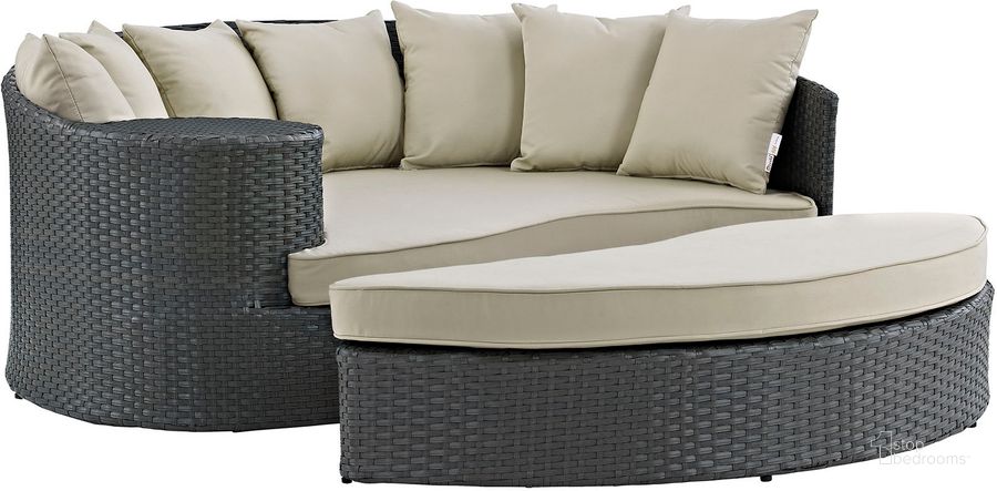 The appearance of Sojourn Antique Canvas Beige Outdoor Patio Sunbrella Daybed EEI-1982-CHC-BEI designed by Modway in the modern / contemporary interior design. This antique canvas beige piece of furniture  was selected by 1StopBedrooms from Sojourn Collection to add a touch of cosiness and style into your home. Sku: EEI-1982-CHC-BEI. Material: Aluminum. Product Type: Outdoor Chaise Lounge. Image1