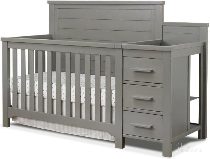 The appearance of Sorelle Farmhouse Crib And Changer In Weathered Gray designed by Sorelle Furniture in the country / farmhouse interior design. This weathered gray piece of furniture  was selected by 1StopBedrooms from Farmhouse Collection to add a touch of cosiness and style into your home. Sku: 6105-WG. Product Type: Crib. Image1