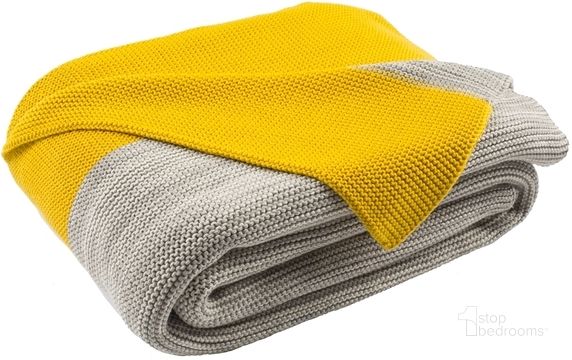 The appearance of Sun Kissed Knit Throw designed by Safavieh in the transitional interior design. This yellow piece of furniture  was selected by 1StopBedrooms from Sun Collection to add a touch of cosiness and style into your home. Sku: THR192A-5060. Material: Cotton. Product Type: Pillows and Throw. Image1