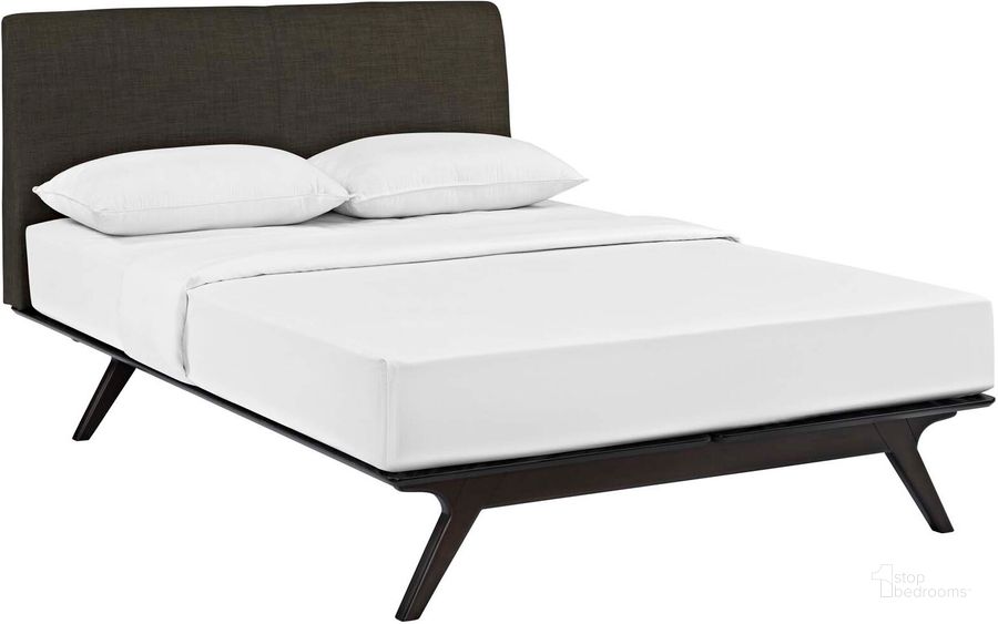 The appearance of Tracy Cappuccino Brown Queen Bed designed by Modway in the modern / contemporary interior design. This cappuccino brown piece of furniture  was selected by 1StopBedrooms from Tracy Collection to add a touch of cosiness and style into your home. Sku: MOD-5238-CAP-BRN. Bed Type: Platform Bed. Product Type: Platform Bed. Bed Size: Queen. Material: Rubberwood. Image1
