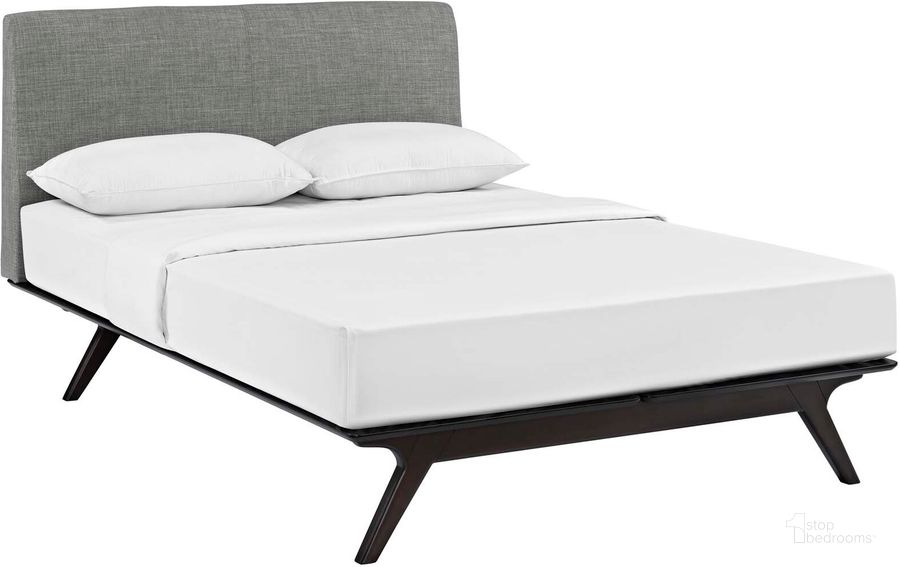 The appearance of Tracy Cappuccino Gray Queen Bed designed by Modway in the modern / contemporary interior design. This cappuccino gray piece of furniture  was selected by 1StopBedrooms from Tracy Collection to add a touch of cosiness and style into your home. Sku: MOD-5238-CAP-GRY. Bed Type: Platform Bed. Product Type: Platform Bed. Bed Size: Queen. Material: Rubberwood. Image1